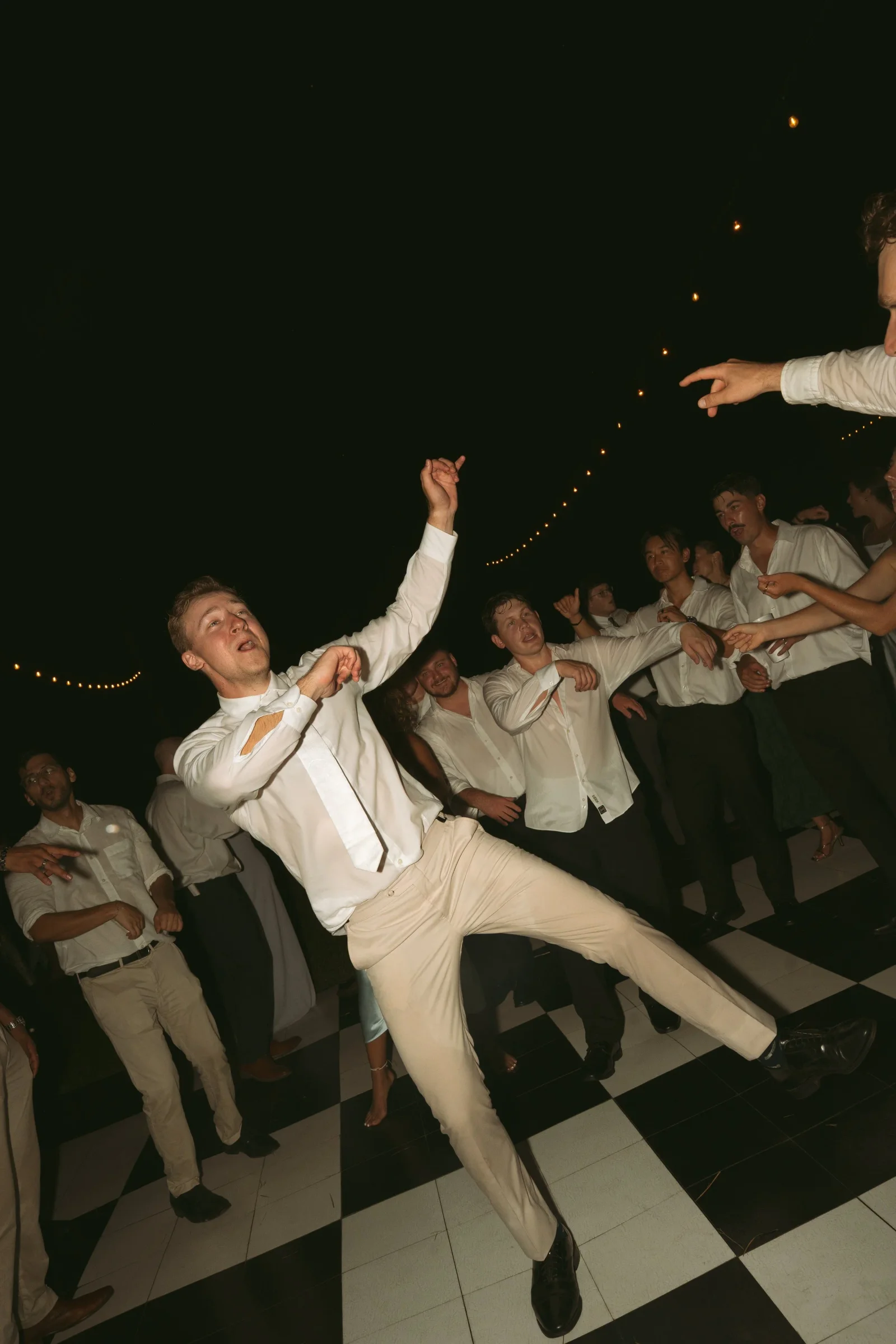 Sarah and Mitchell wedding story photo 151