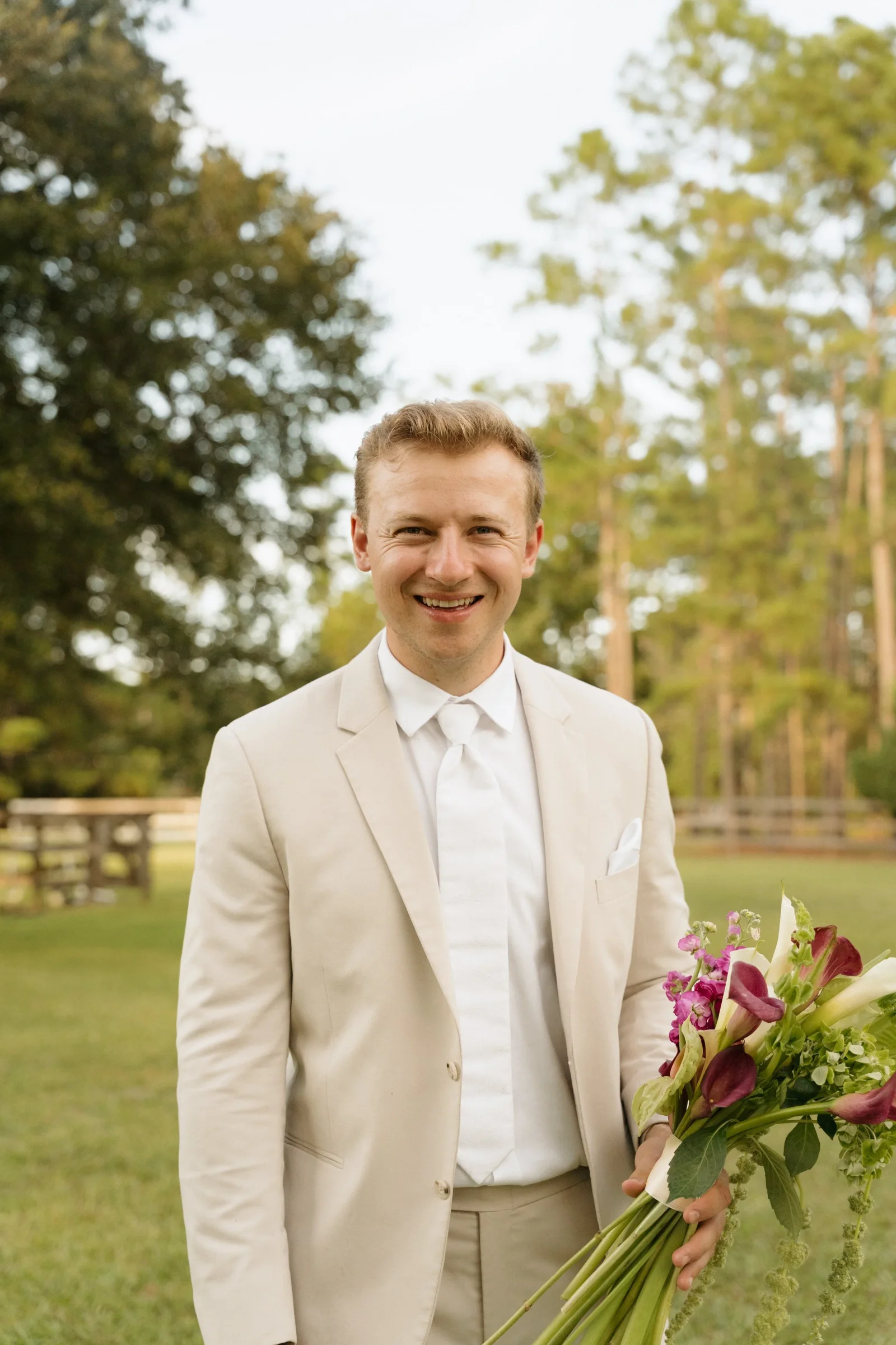 Sarah and Mitchell wedding story photo 22
