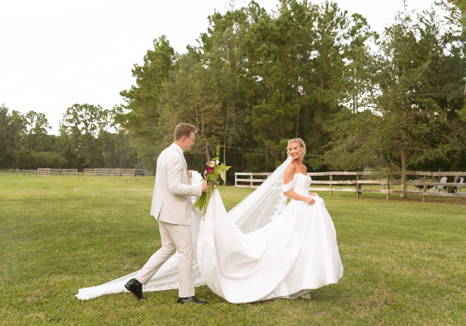 Sarah and Mitchell wedding story photo 41