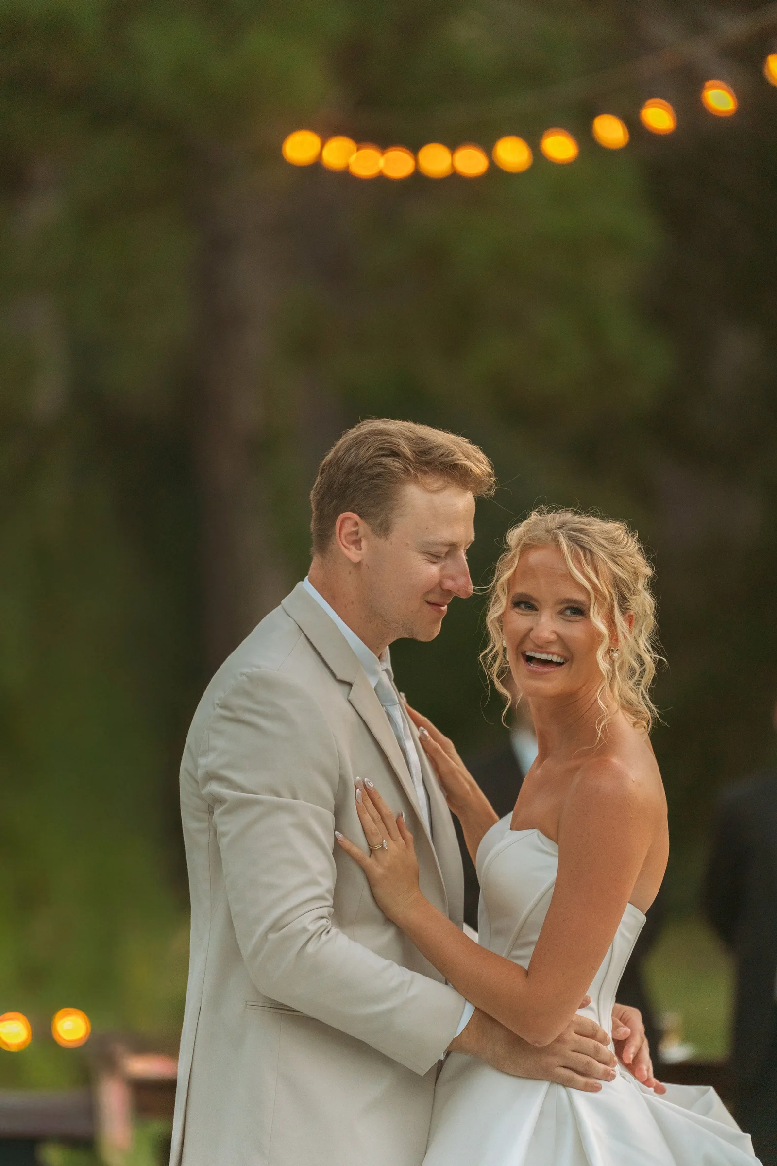 Sarah and Mitchell wedding story photo 120