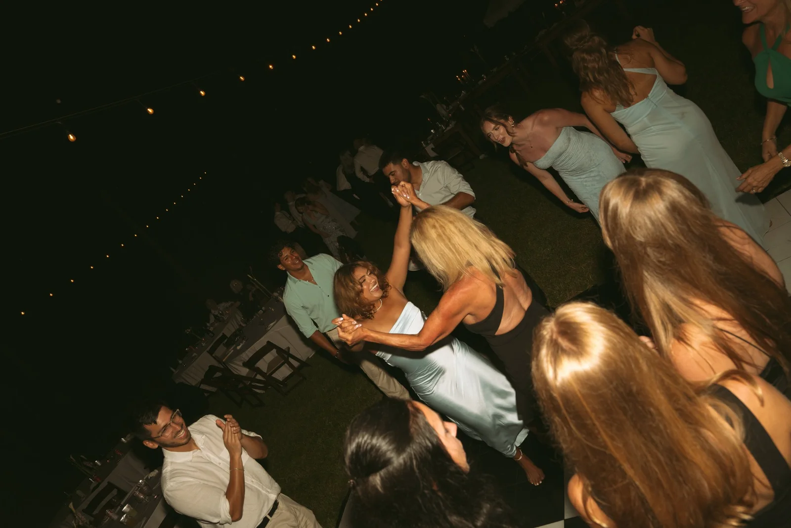 Sarah and Mitchell wedding story photo 129