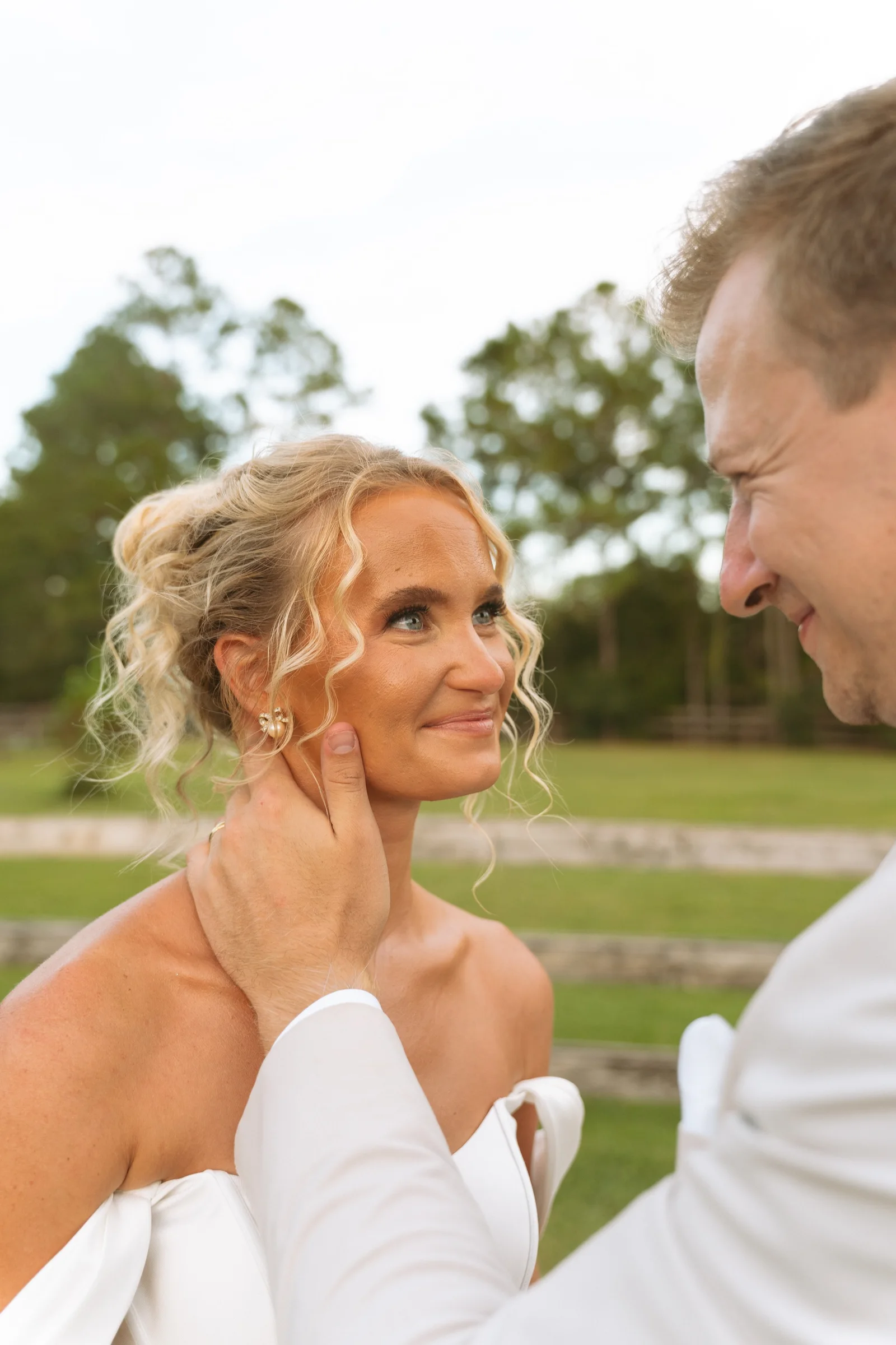 Sarah and Mitchell wedding story photo 33