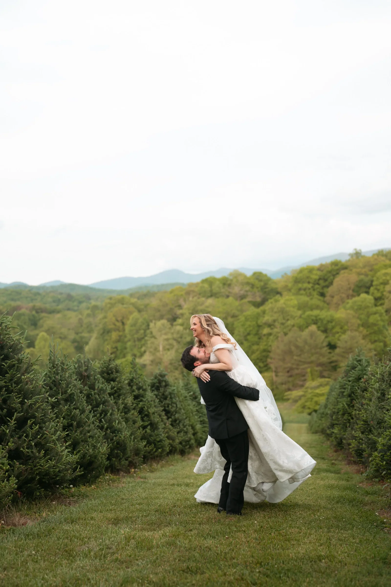 Kat and Ryan wedding story photo 19