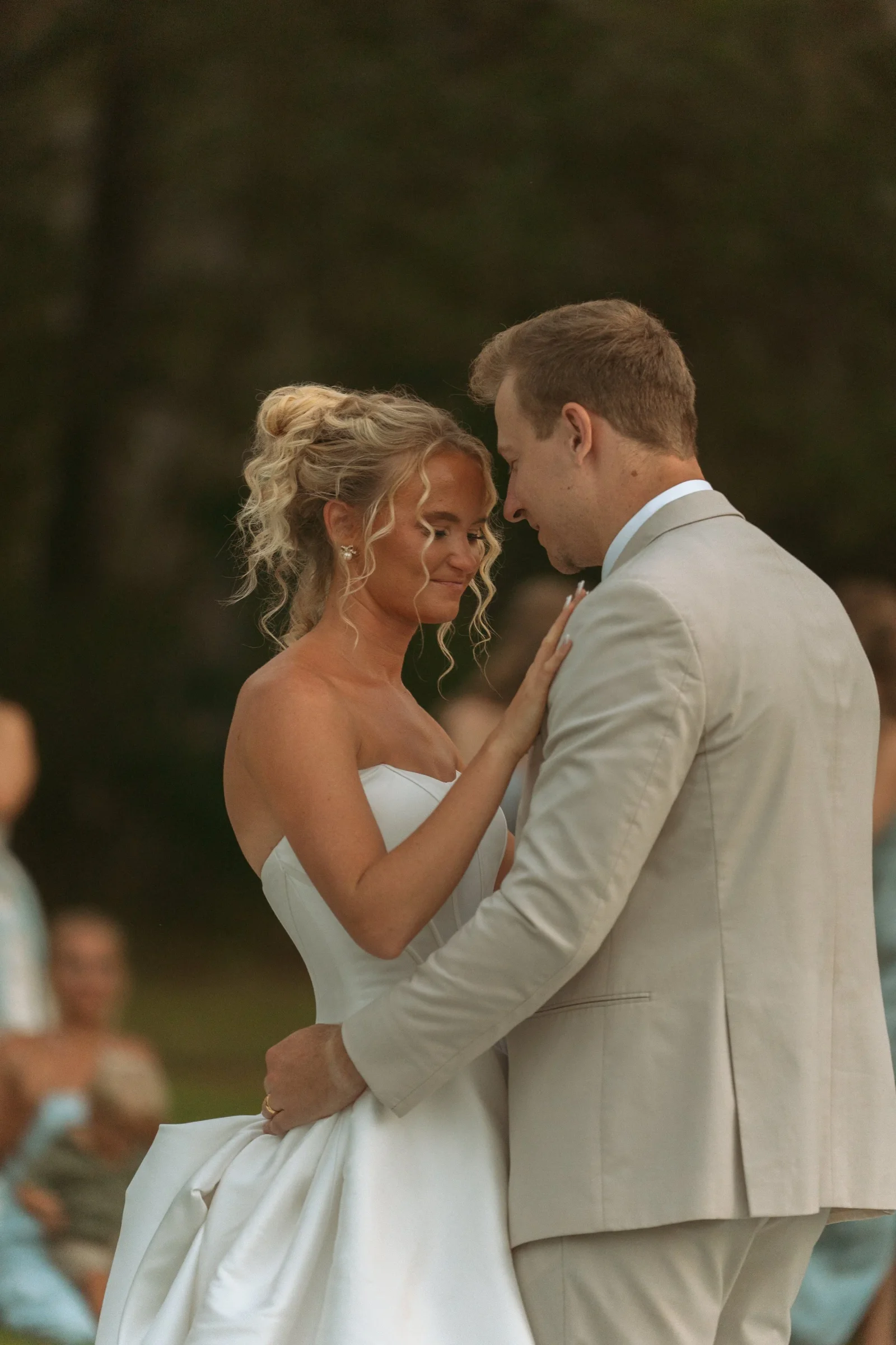 Sarah and Mitchell wedding story photo 117
